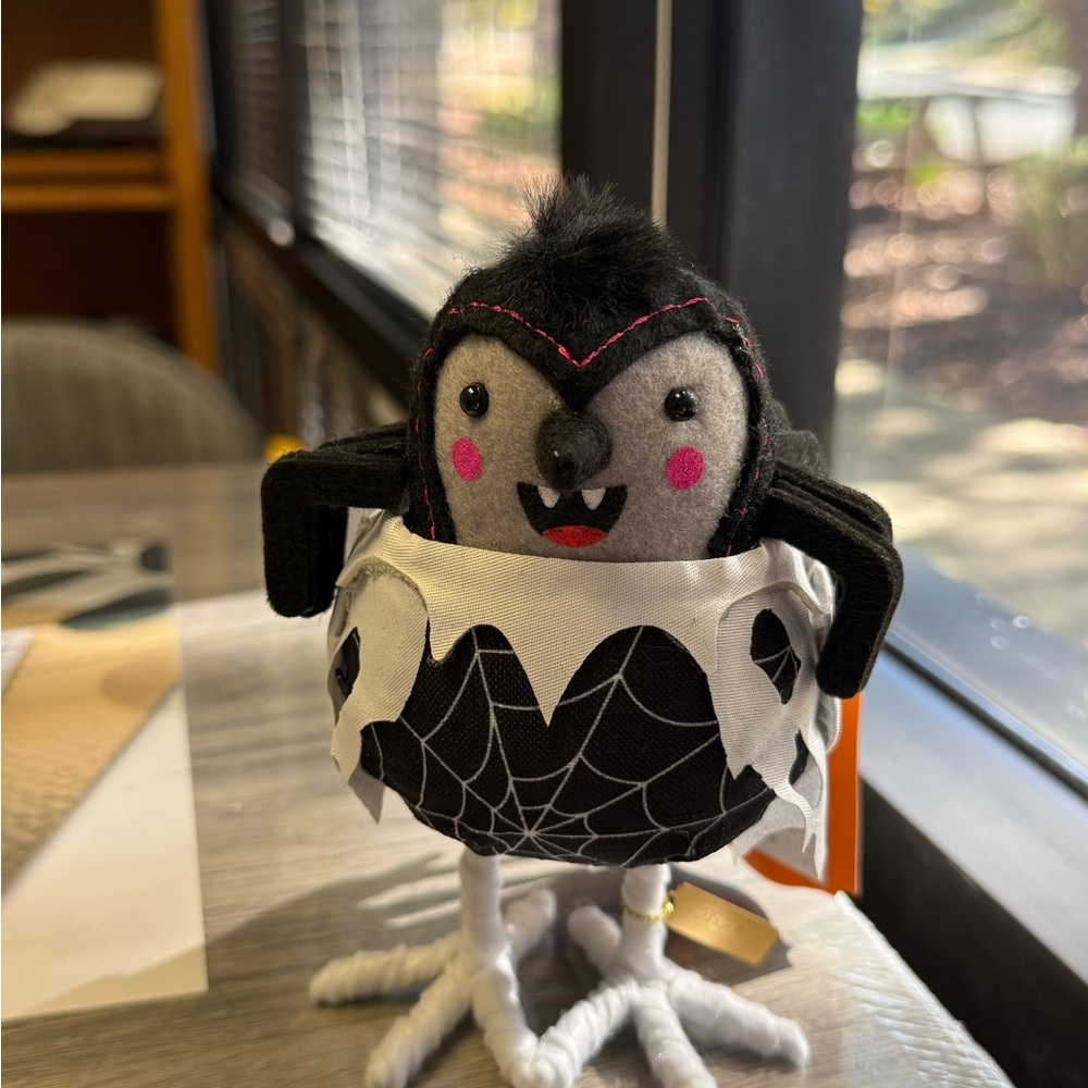 Target Hyde & Eek Halloween 2024 Featherly Friends Felt Spider Bird Skitter 🕷️